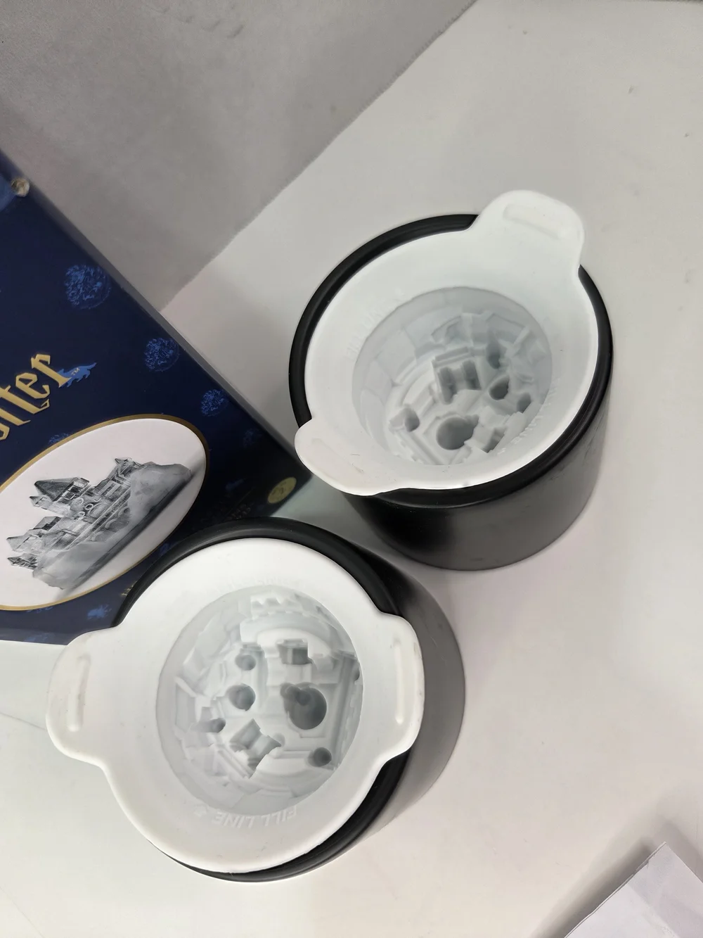 Warner Bros. Hogwarts Castle Ice Mold Set - Black & White